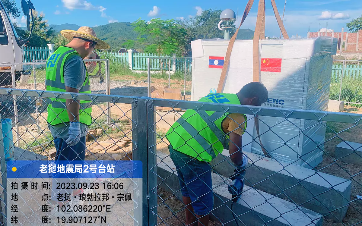 老挝2.5kPw光伏储能电站解决方案